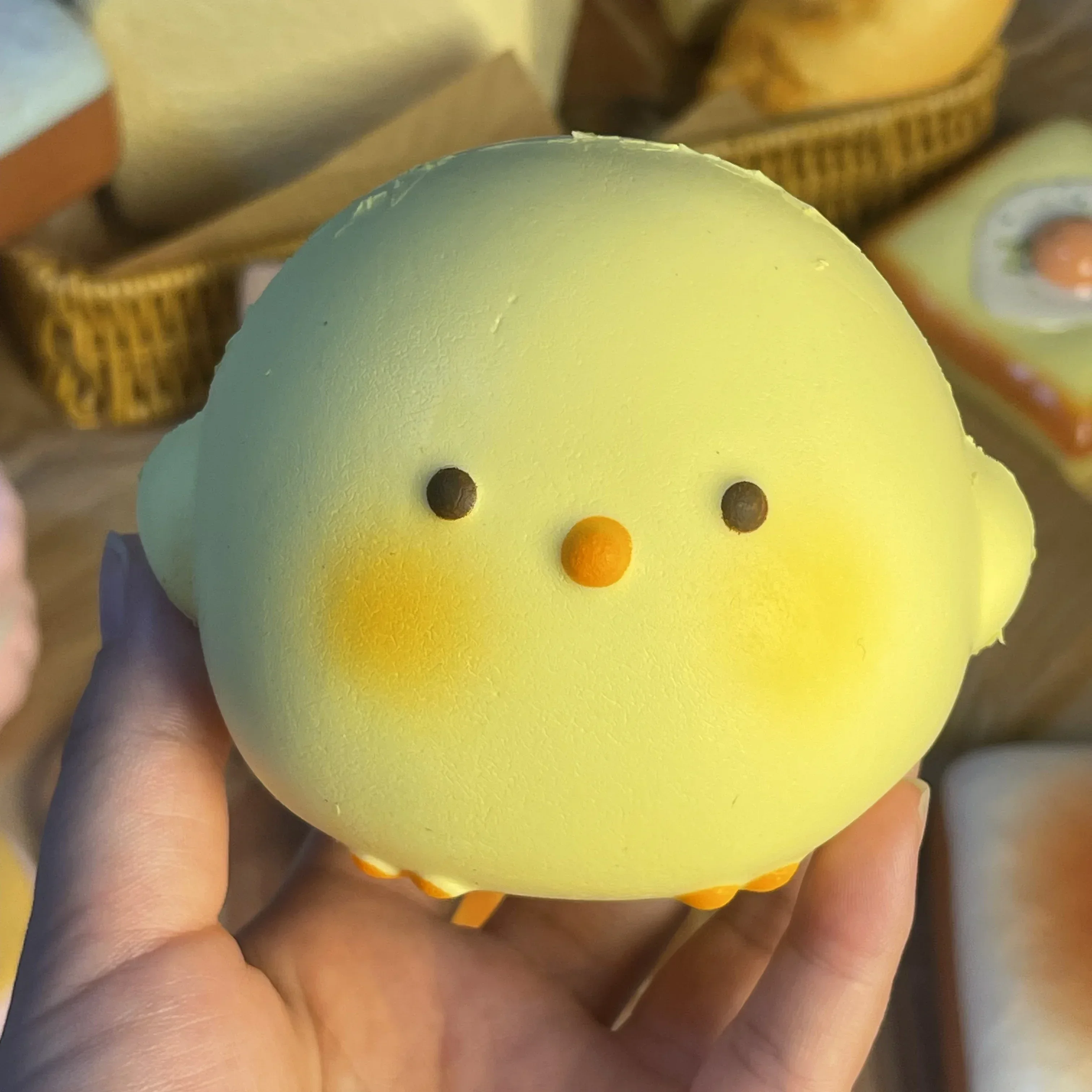 Kids Y Toys - CALDO! Simpatico Giocattolo Squishy a Forma